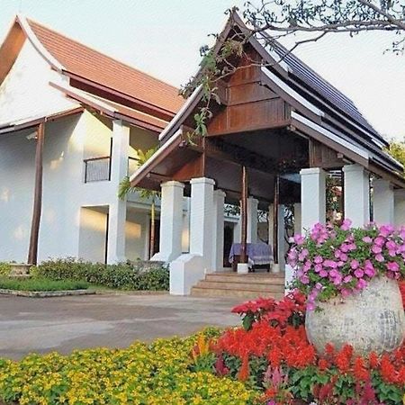 Wiangkaew Hotel Nan Exterior photo