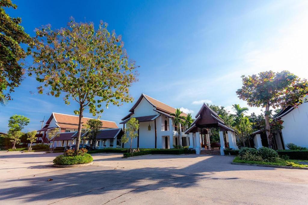 Wiangkaew Hotel Nan Exterior photo