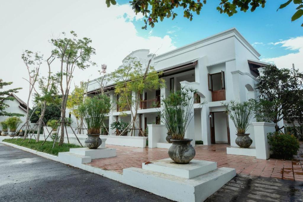 Wiangkaew Hotel Nan Exterior photo