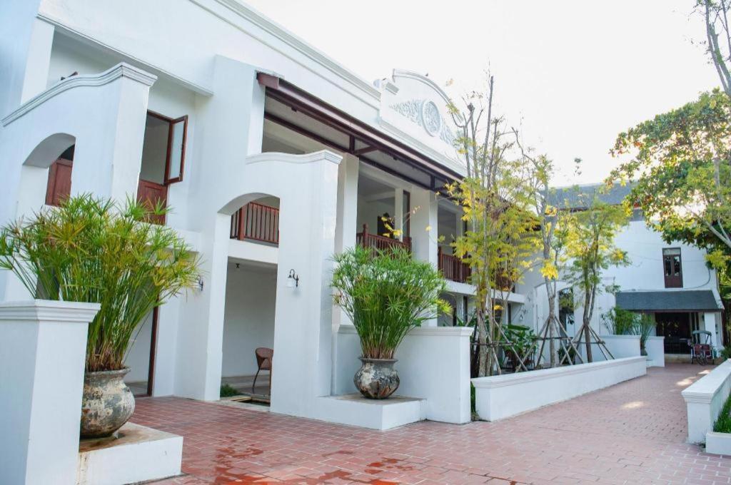 Wiangkaew Hotel Nan Exterior photo