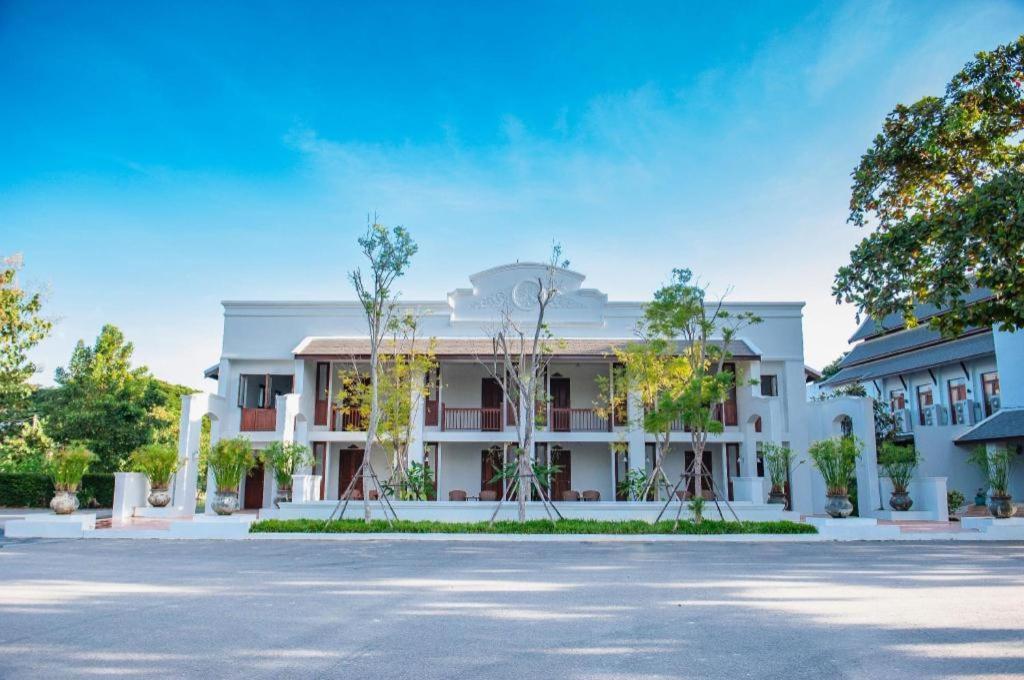 Wiangkaew Hotel Nan Exterior photo